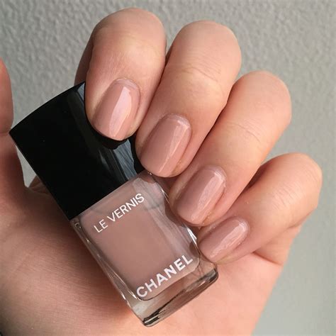 chanel nail polish organdi